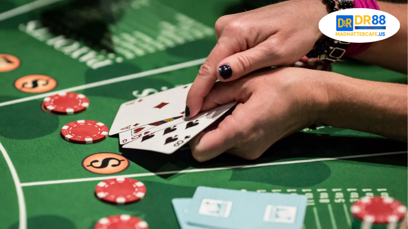 Hiểu rõ về chiến thuật gấp thếp blackjack